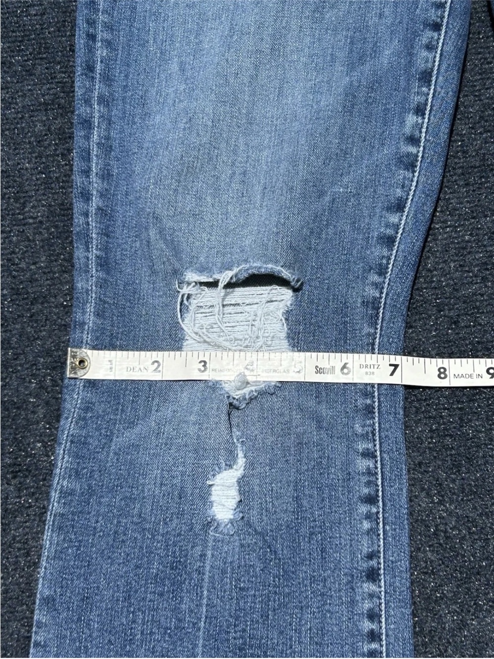 MOTHER The Insider Crop Step Chew Distressed Jeans in Dancing on Coals Size 30 - Picture 15 of 16